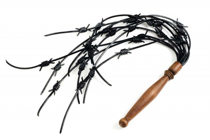 Плеть-многохвостка "Beastly Кошка колючая" с деревянной рукоятью 